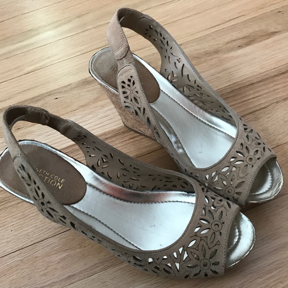 Kenneth Cole Reaction Wedge Sandal